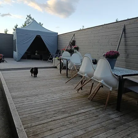 3-roms Leilighet, Innsjekk Uten Vert. Egen Inngang Apartmán