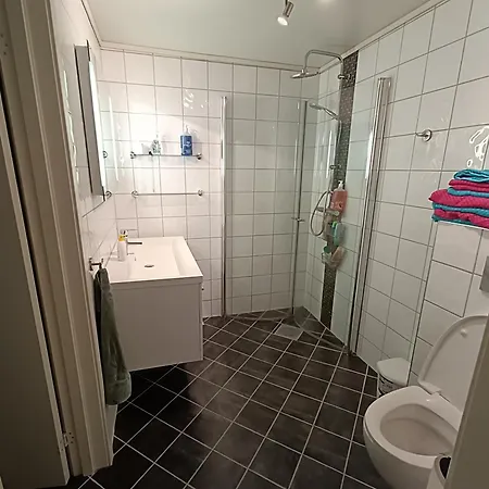 3-roms Leilighet, Innsjekk Uten Vert. Egen Inngang